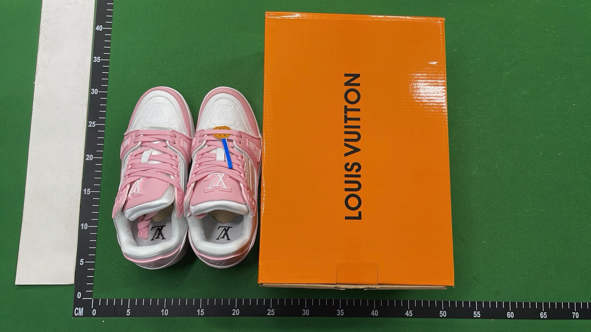 Sneakers — CR03 / Traine 9