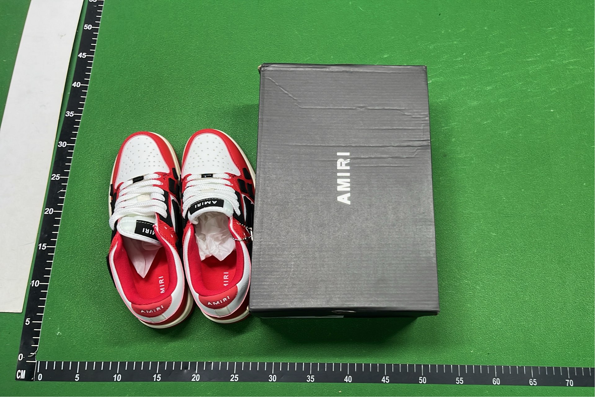 Shoes — Screener — #5516 9