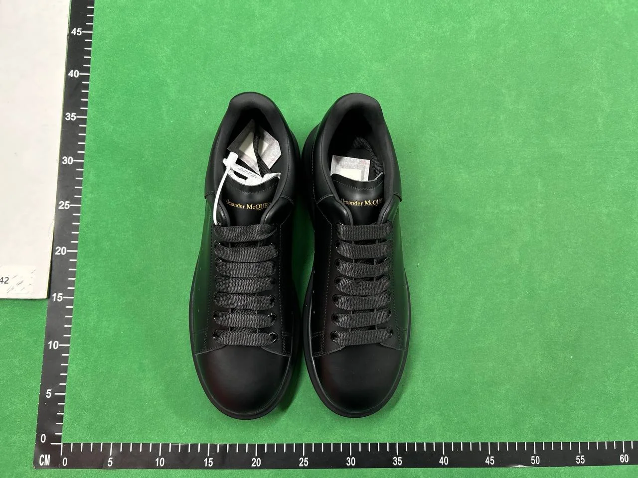 Sneakers — YHH33 4