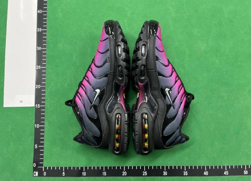 Shoes — Item 5531 6