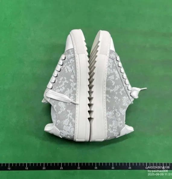 Shoes — #5542 4