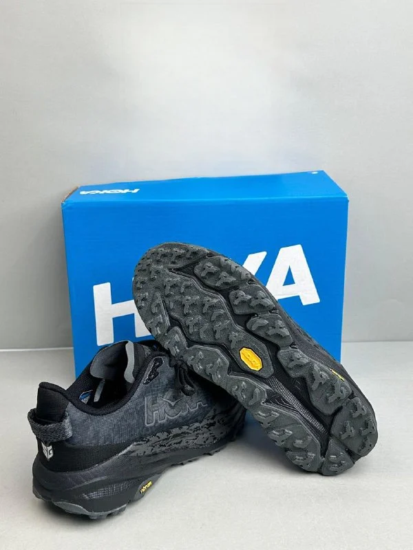 Running Shoes — #5572 5
