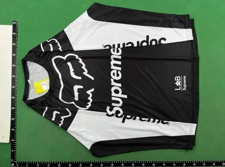 Sweatshirt V142D 5