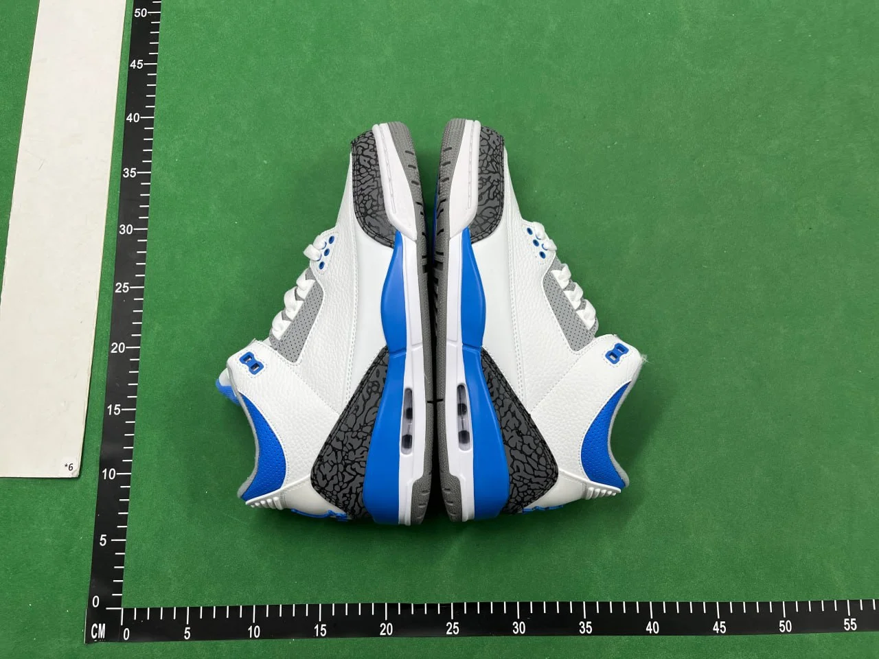 Sneakers — #5607 5