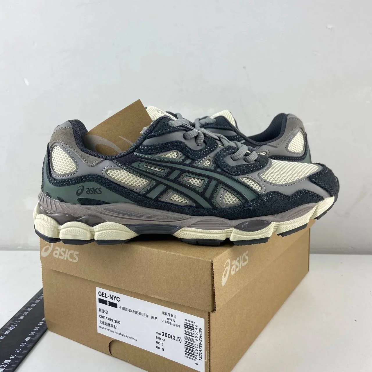 Retro Sneakers — QL09Gel-NYC 4