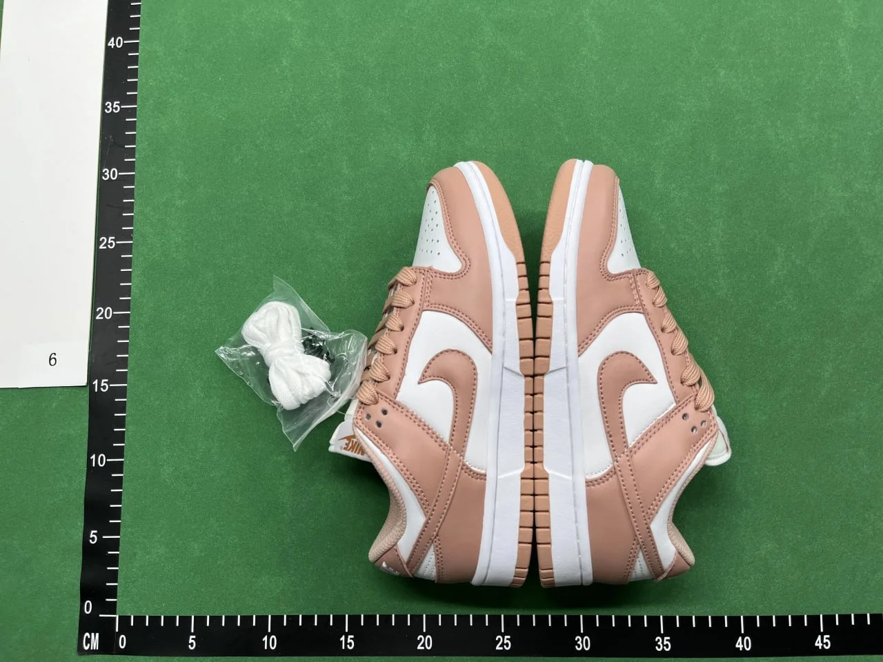 M batch — Shoes 8