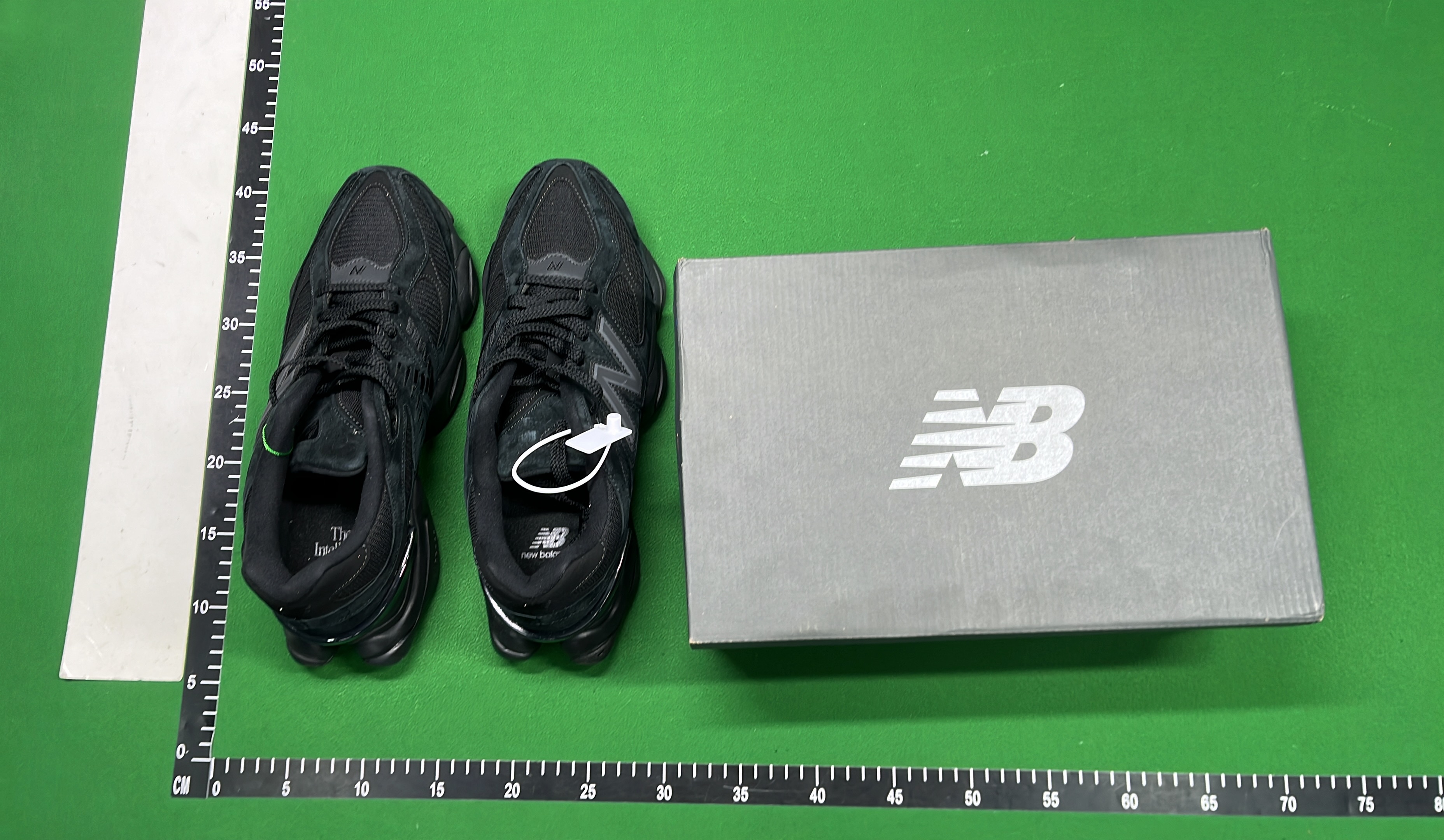 M 9060Casual sneakers — #5714 3