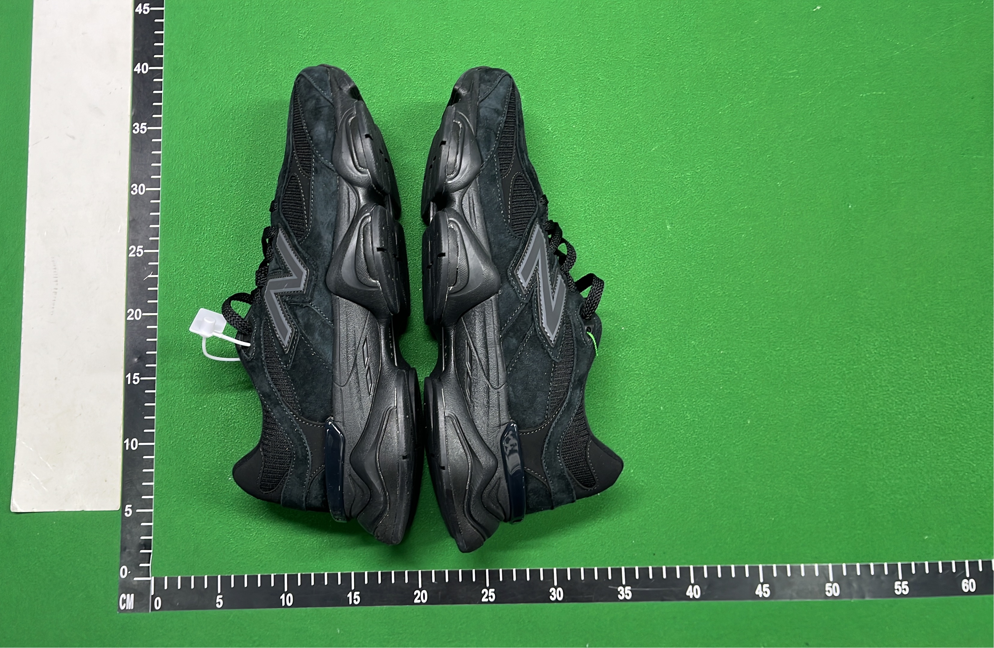 M 9060Casual sneakers — #5714 7