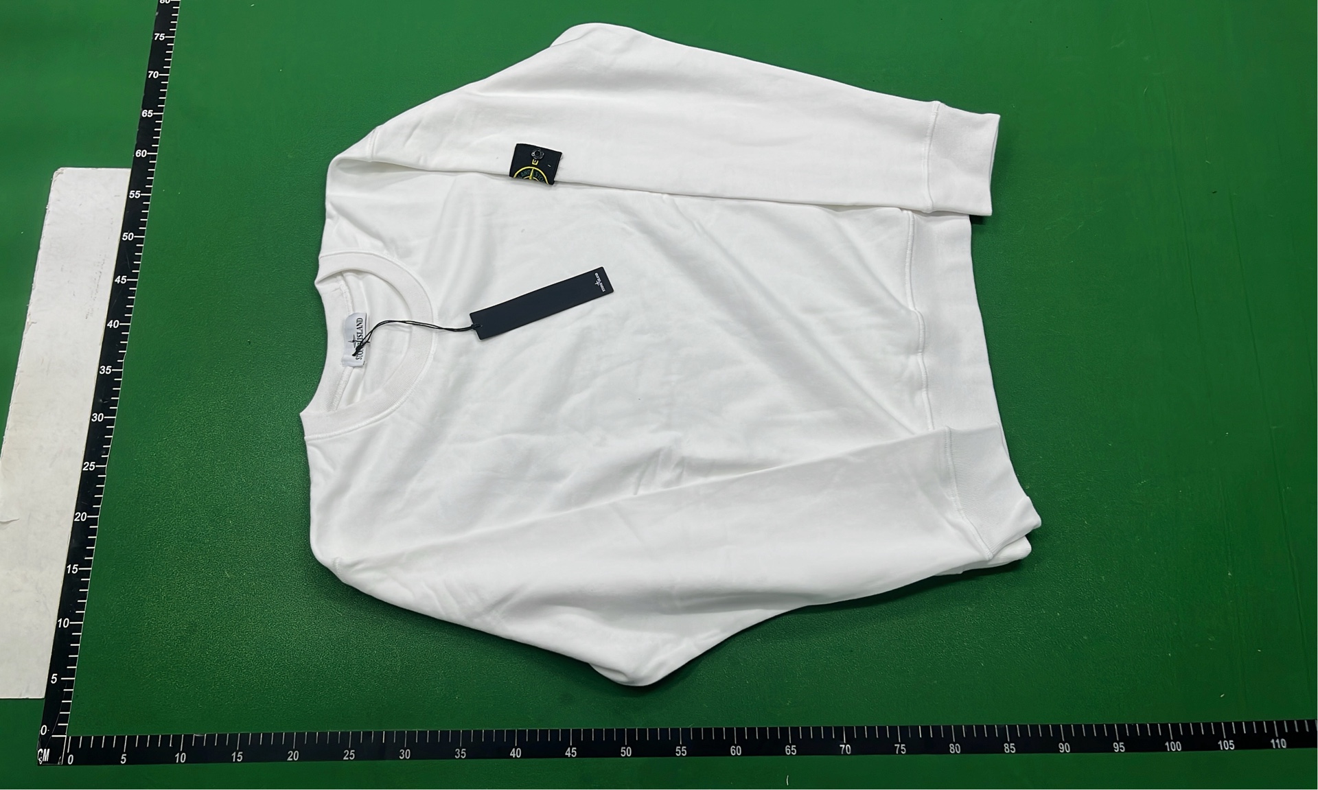 Crewneck Sweatshirt — YHH42 4