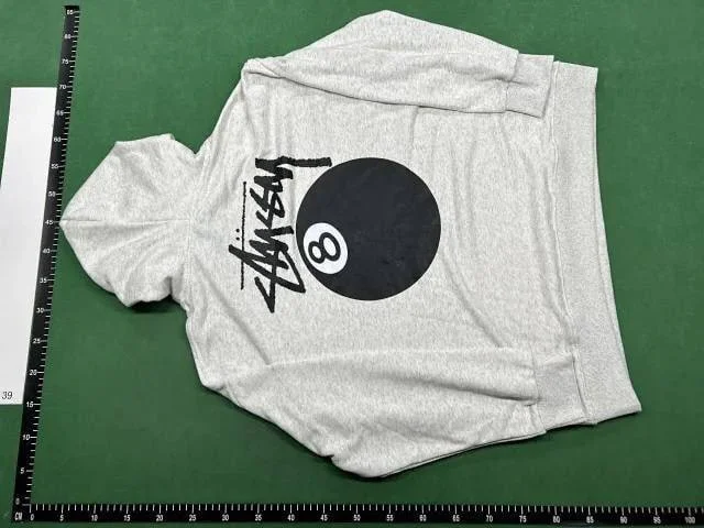 Loose-Fit Sweatshirt — TU66 3
