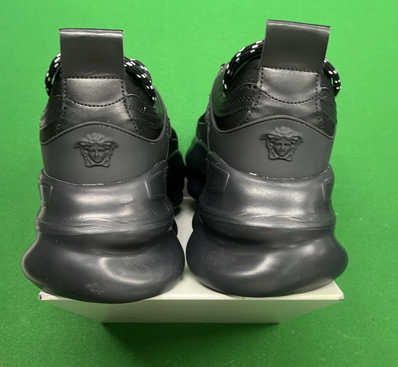 Sneakers — FDD 6