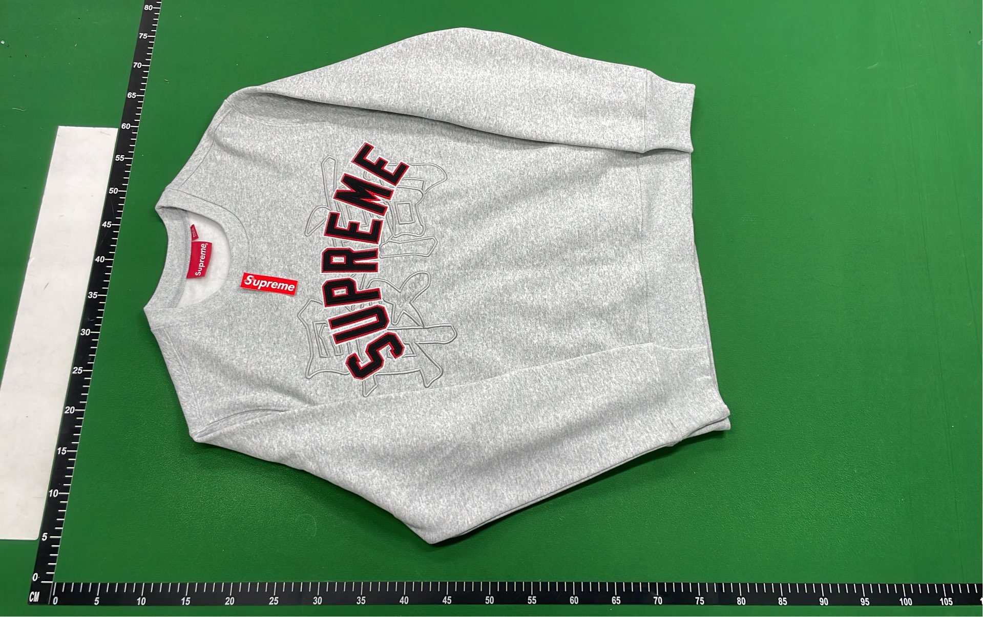 Sweatshirt — sup 8