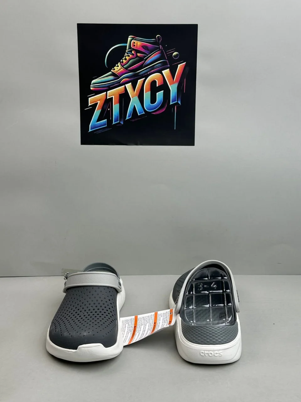 Unisex Sandals — CY 4