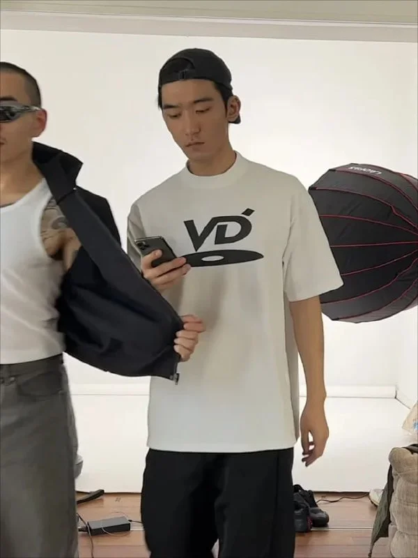 Vujade Kenijima — T-Shirt — #5868 4