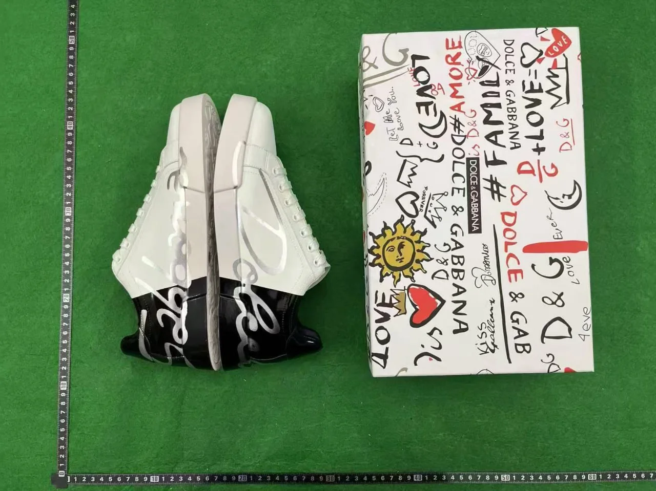 Unisex Letter-Graphic Shoes — HD001 6