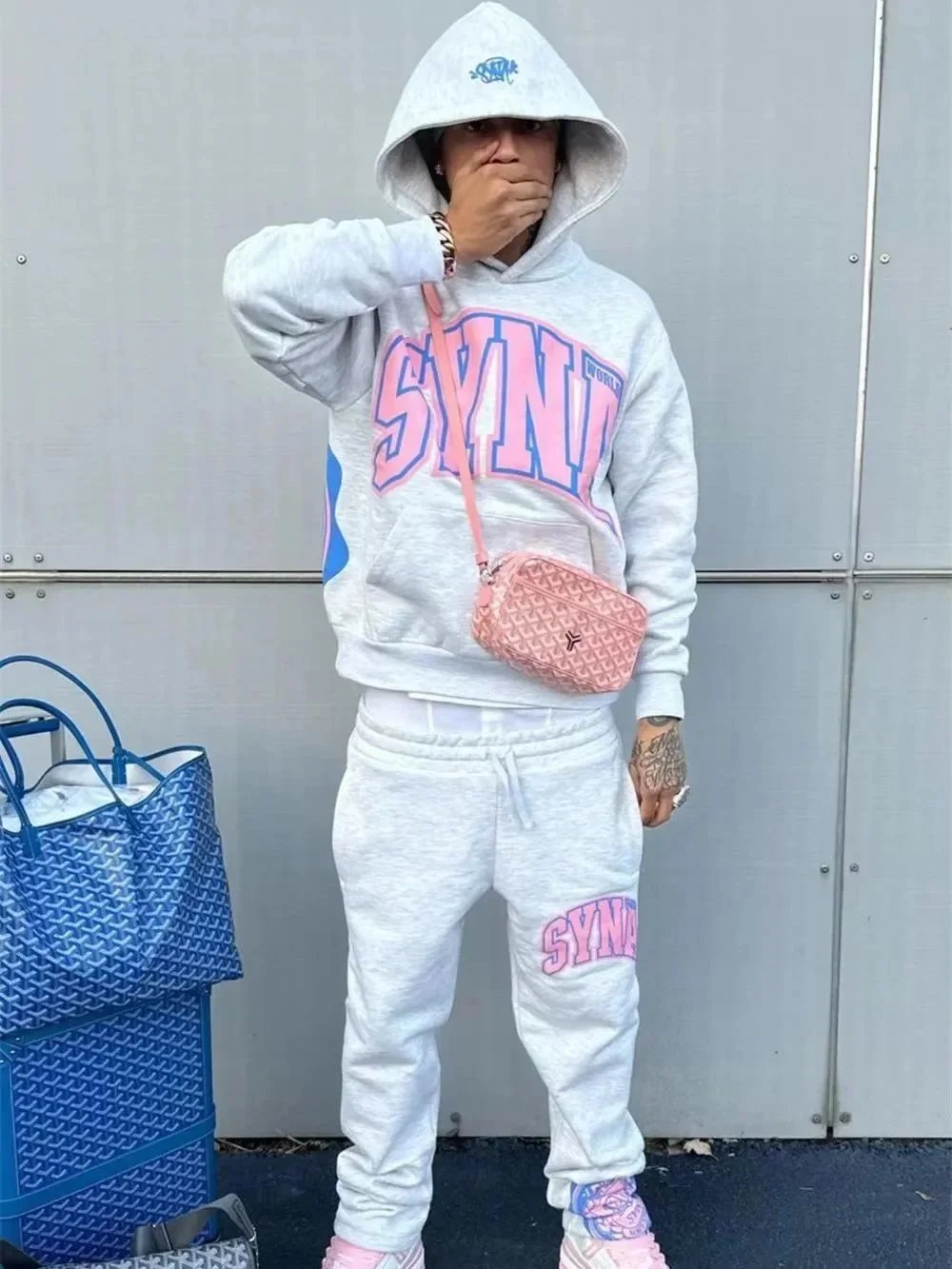 Clothing Set — Item 5900