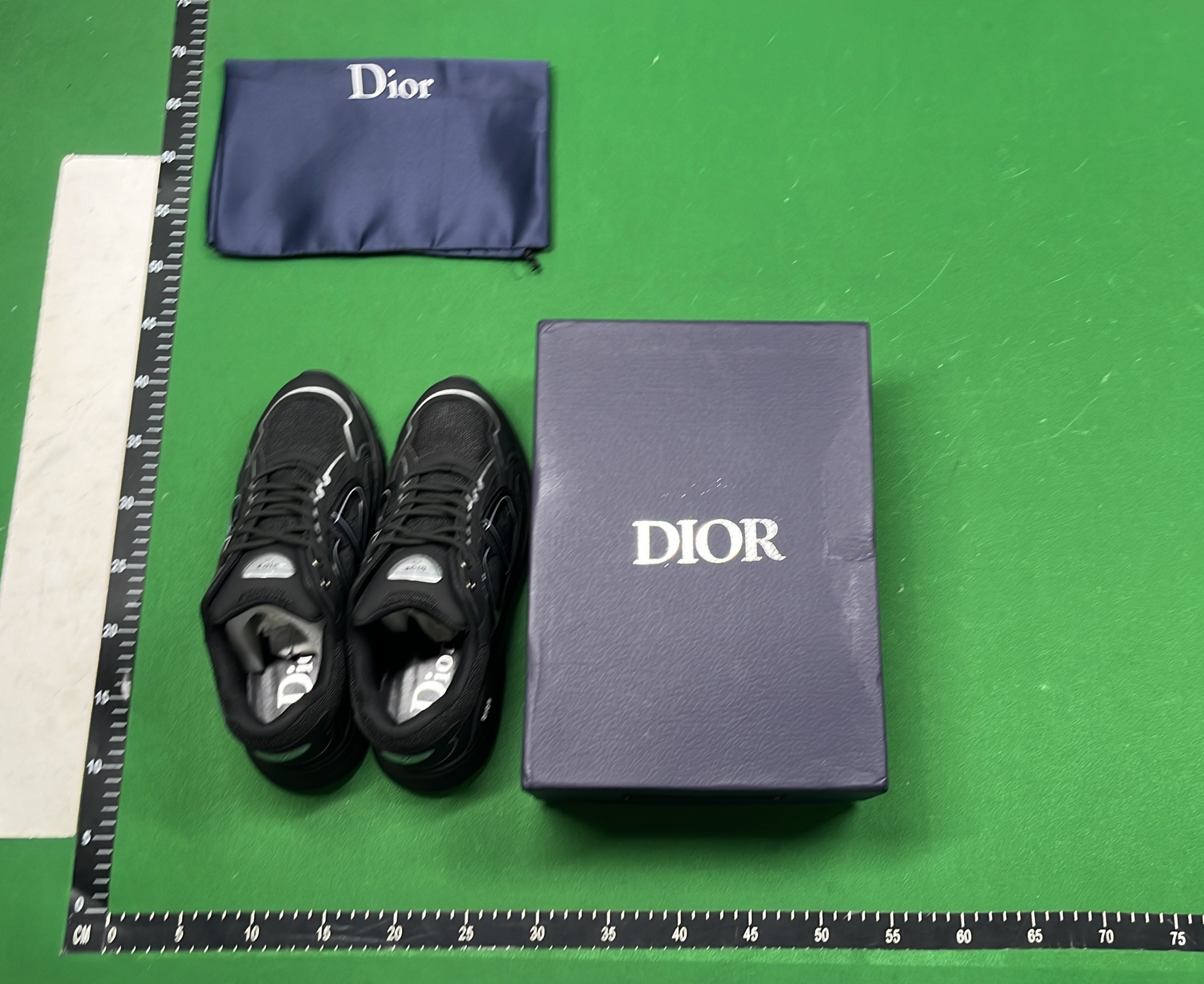 Sneakers — rs 9