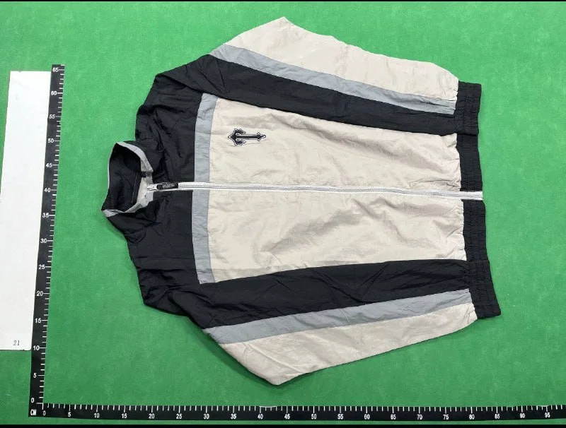 Clothing Set — Item 5919 6