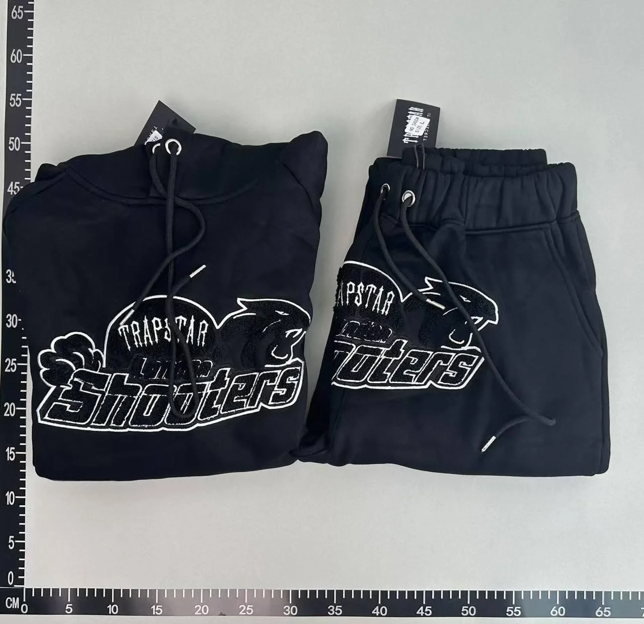 Unisex Embroidered Sweatshirt Set 3