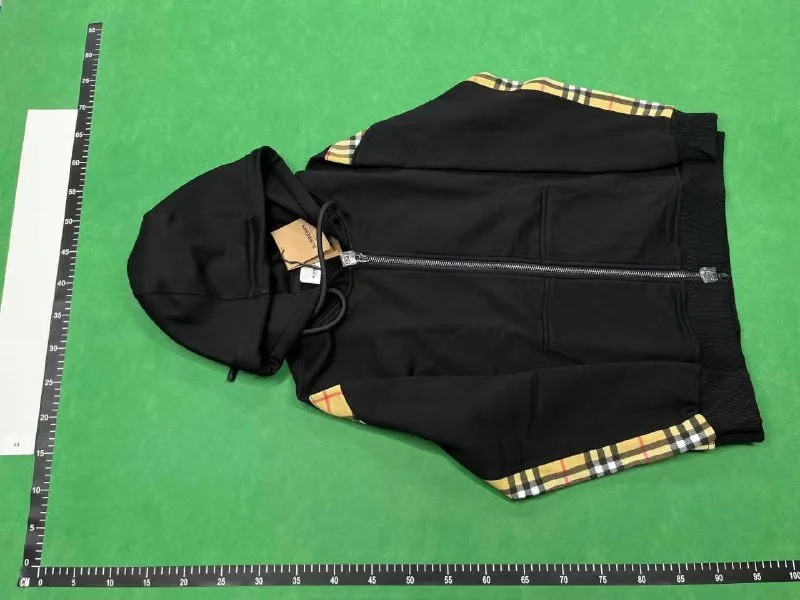 Checked Hoodie — Bu 5