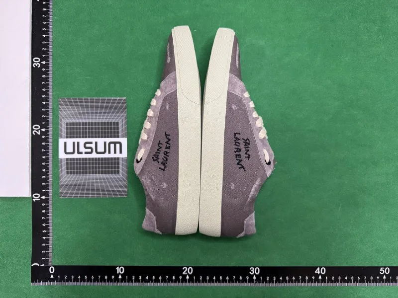 Sneakers — #6098 5