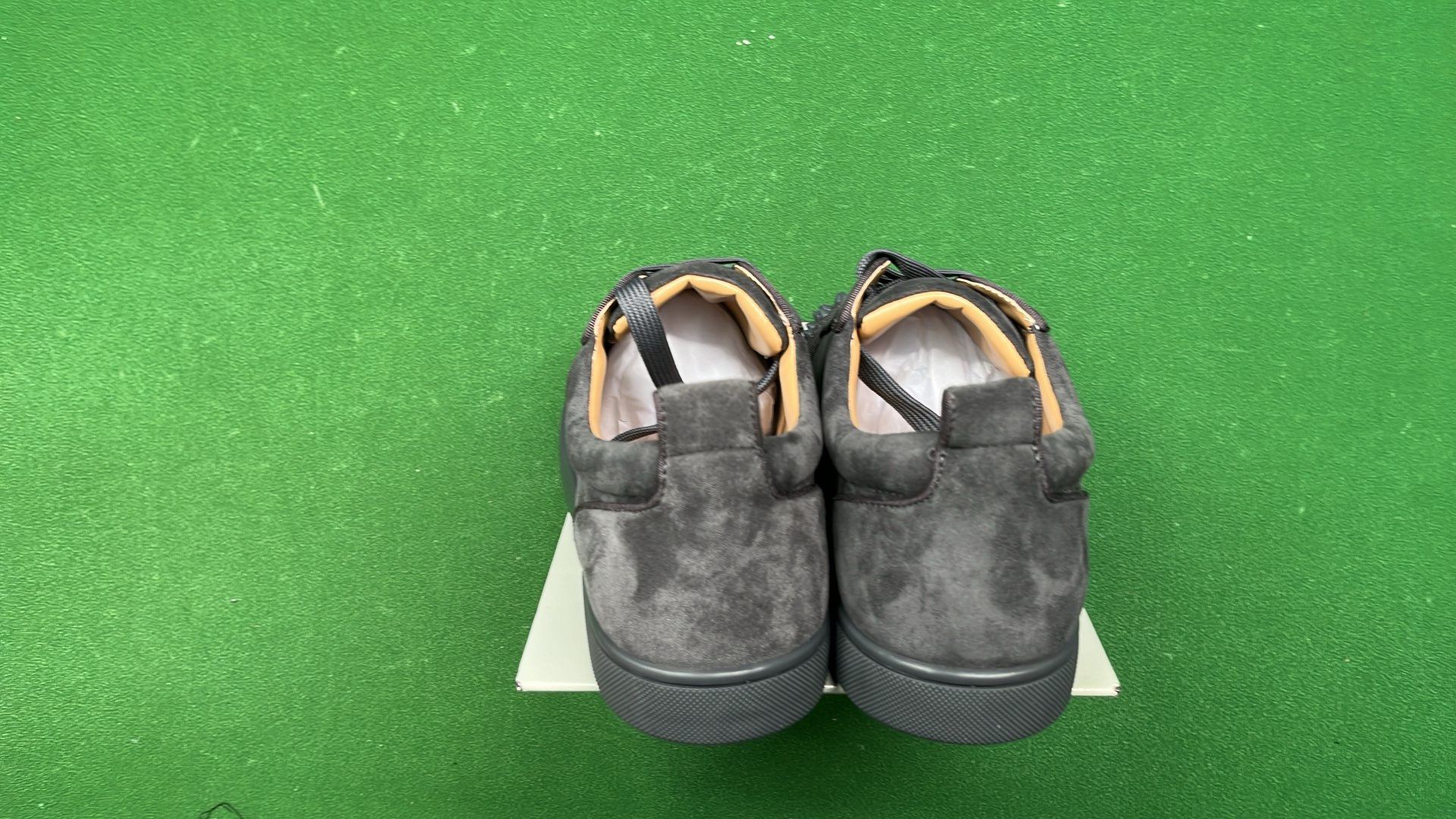 Shoes — CL — #6100 5