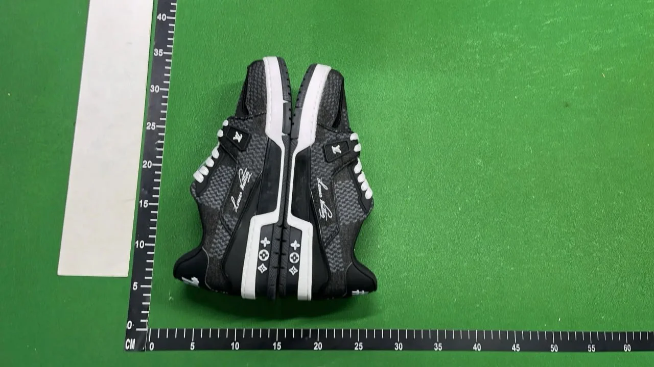 Sneakers — CFP 5