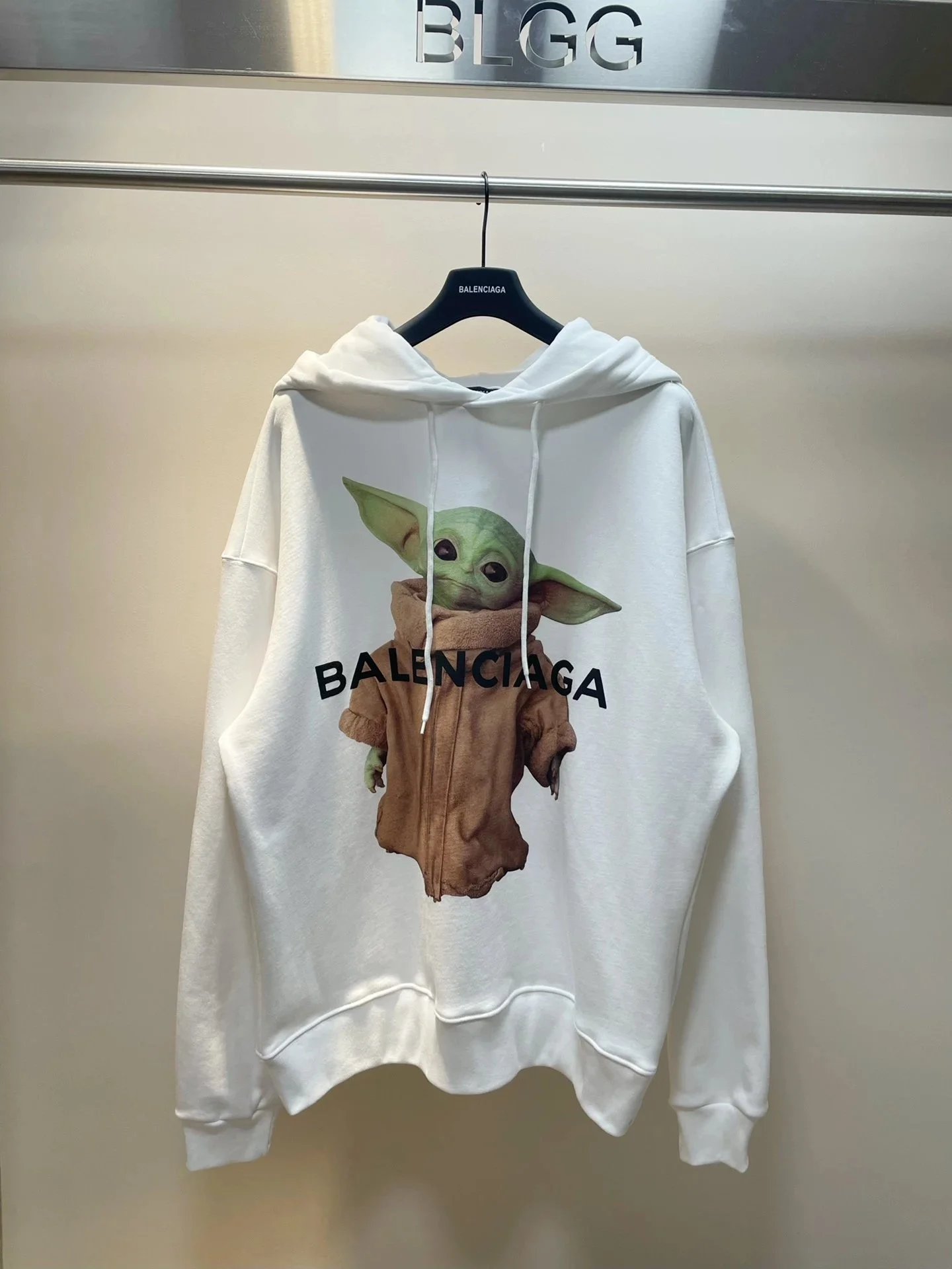 51-65 378-410 SIZE M-XXXL — Hoodies & Sweaters