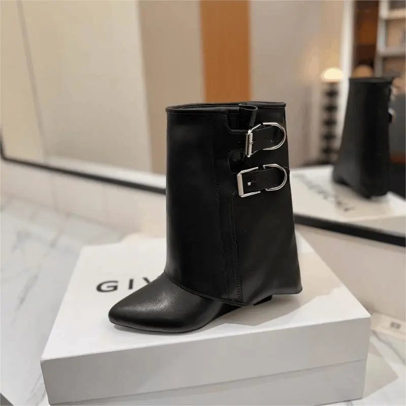 Boots — GIVENCH*