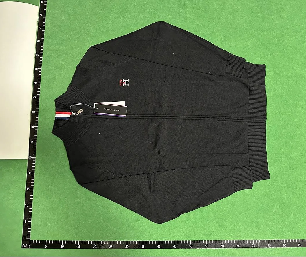 Classic — Hoodies & Sweaters 4