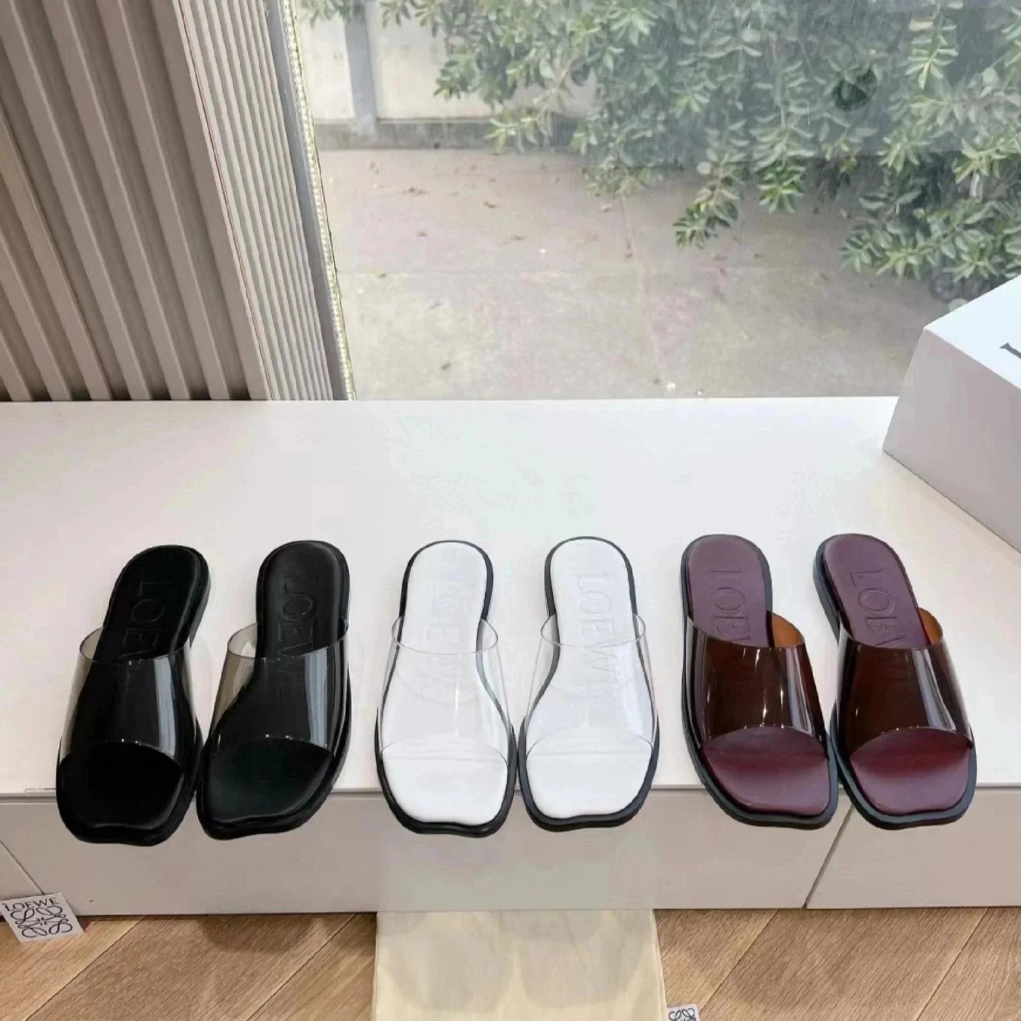 Women's Sandals