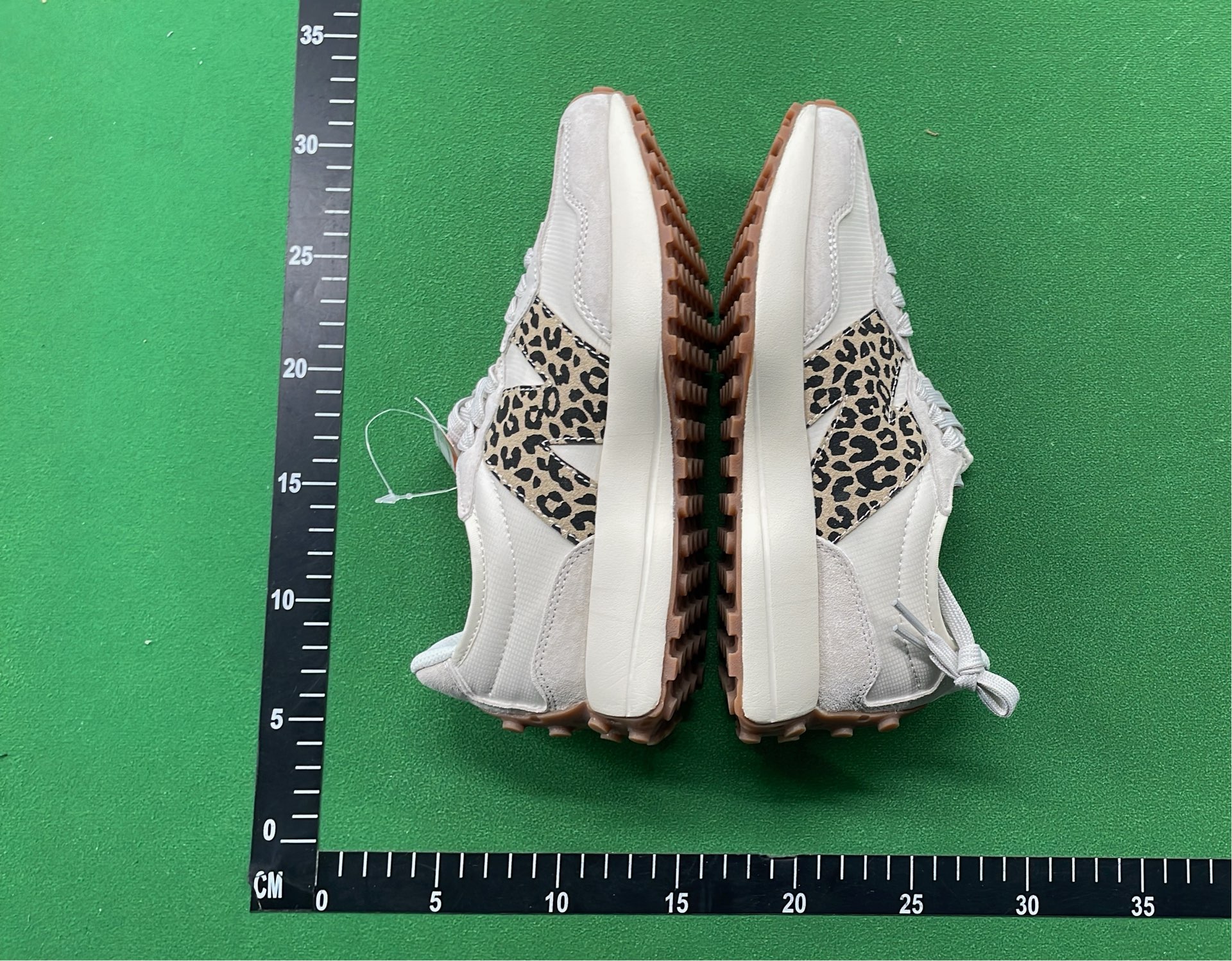 M 327 — Shoes — #6264 7
