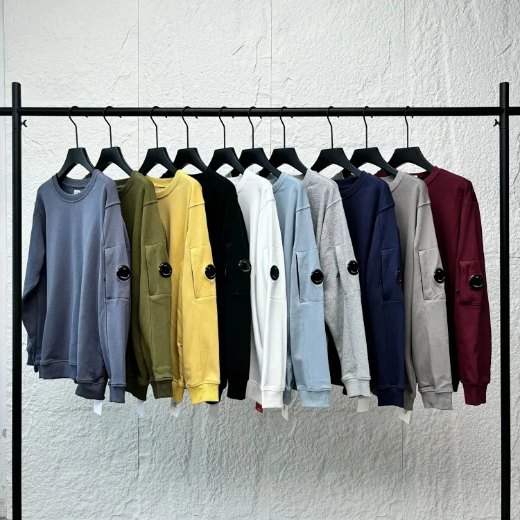 Loose-Fit Crewneck Sweatshirt — #6303 2