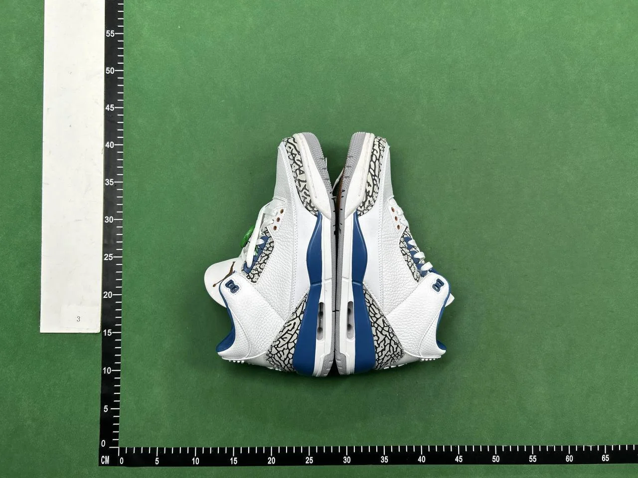 Unisex Sneakers — ZY09 4