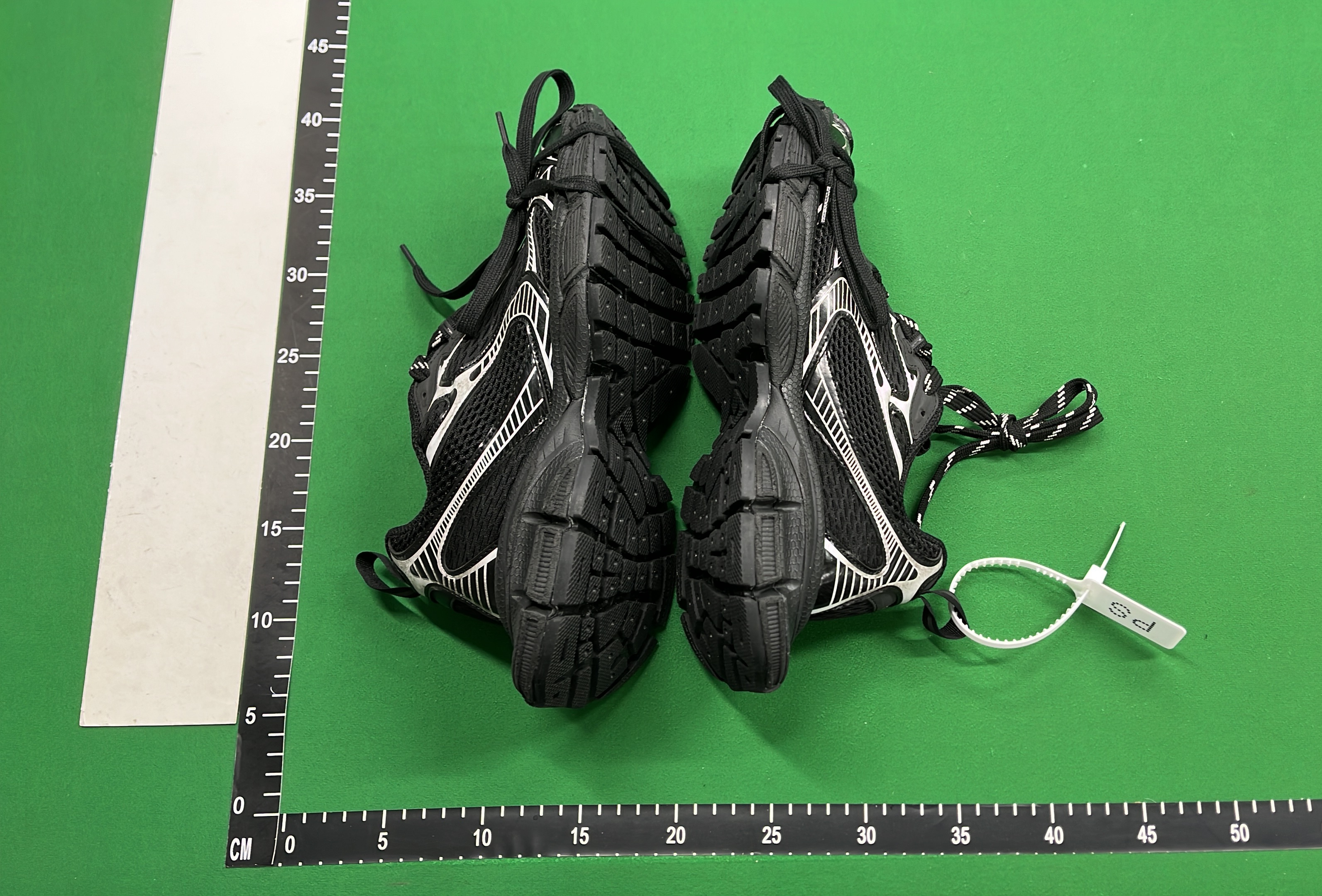 Shoes — XC / XL 7