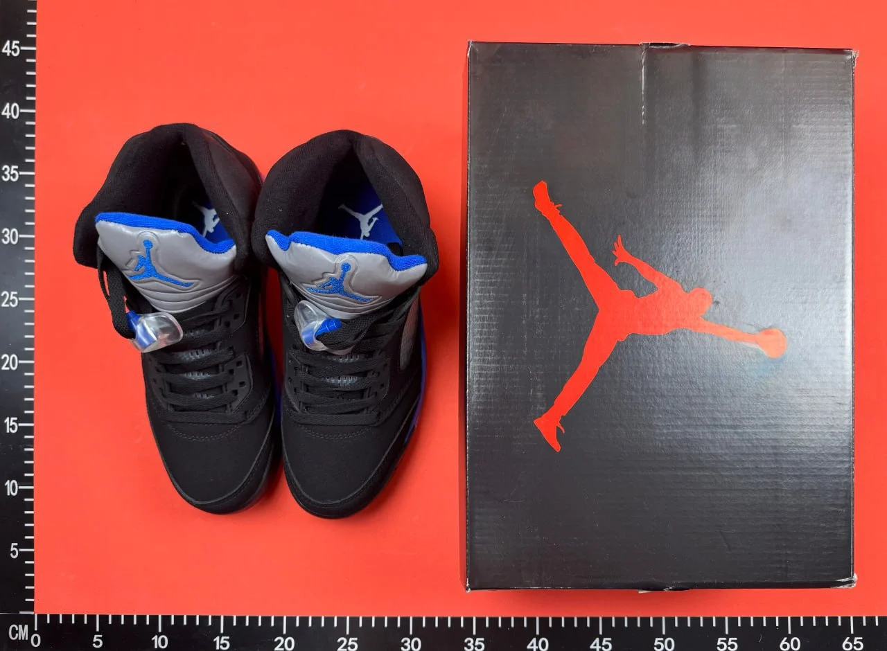 Sneakers — L-07 6