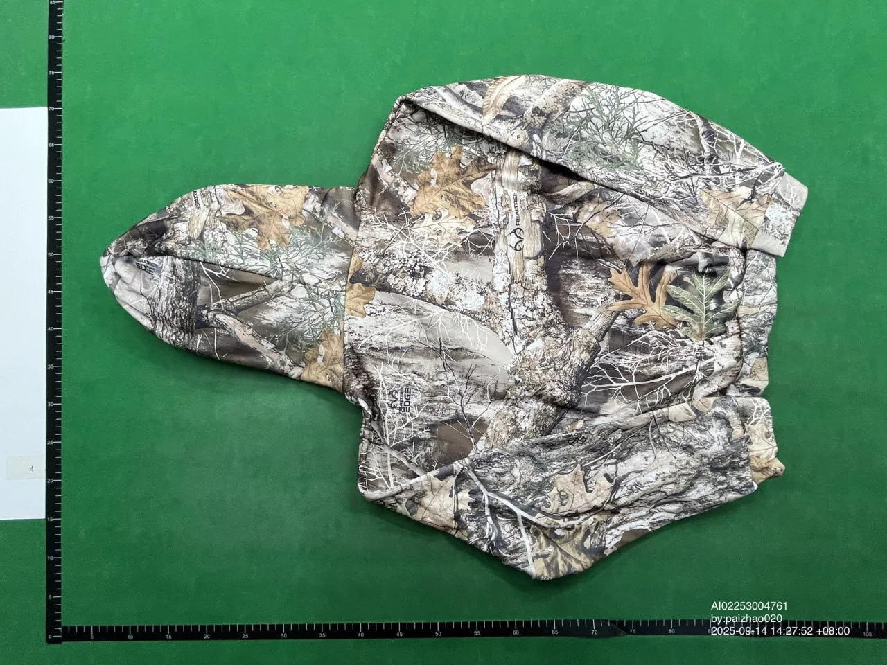 Unisex Loose-Fit Camo Retro Hoodie — Y2K / t2 4