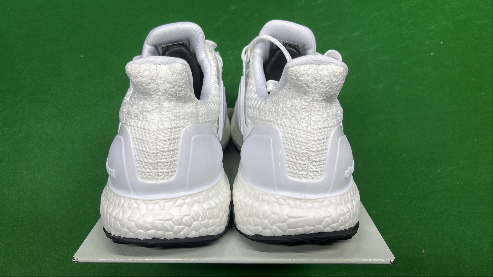 R1 BATCH UB — Shoes 11