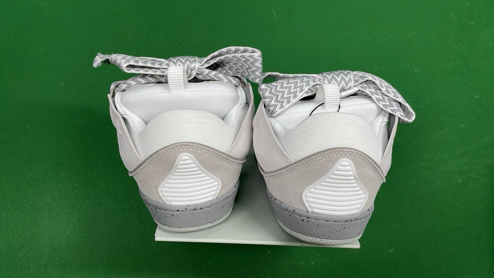 L*nvin Leather Curb — Shoes 11