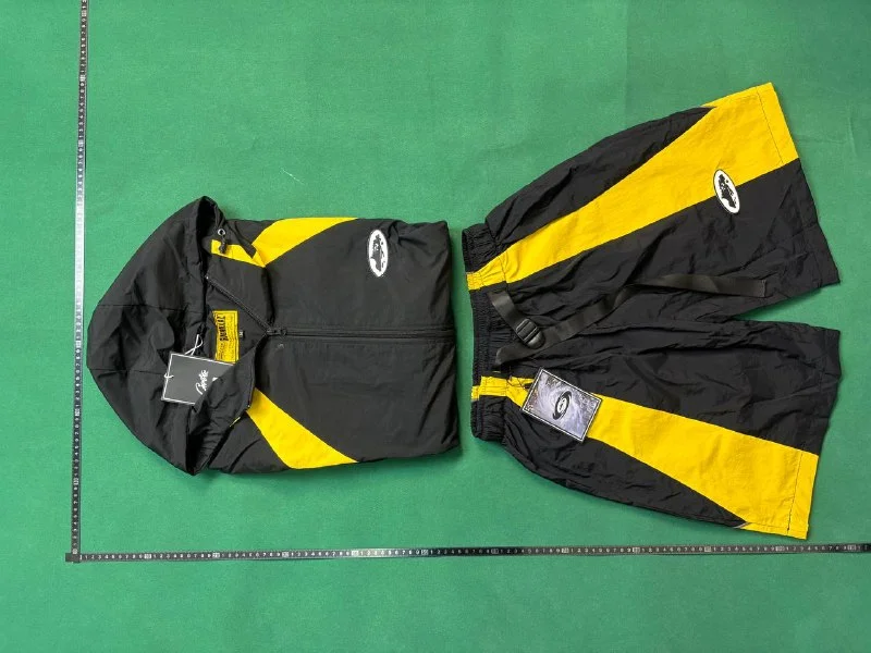 Clothing Set — Item 6461 3