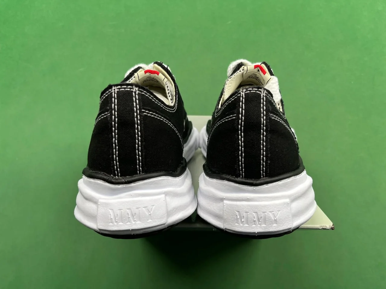 Canvas Shoes — WW 5