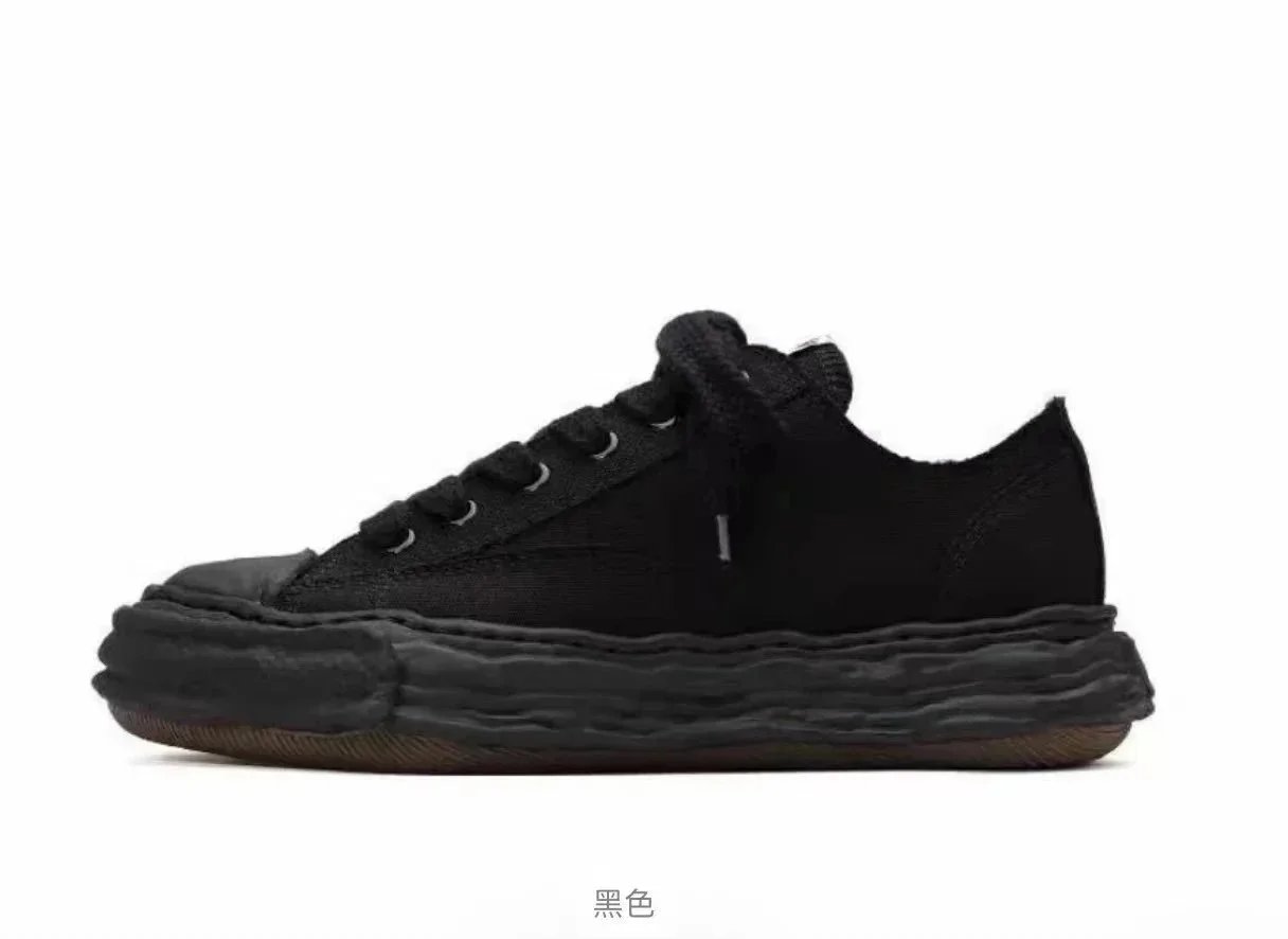 Canvas Shoes — WW