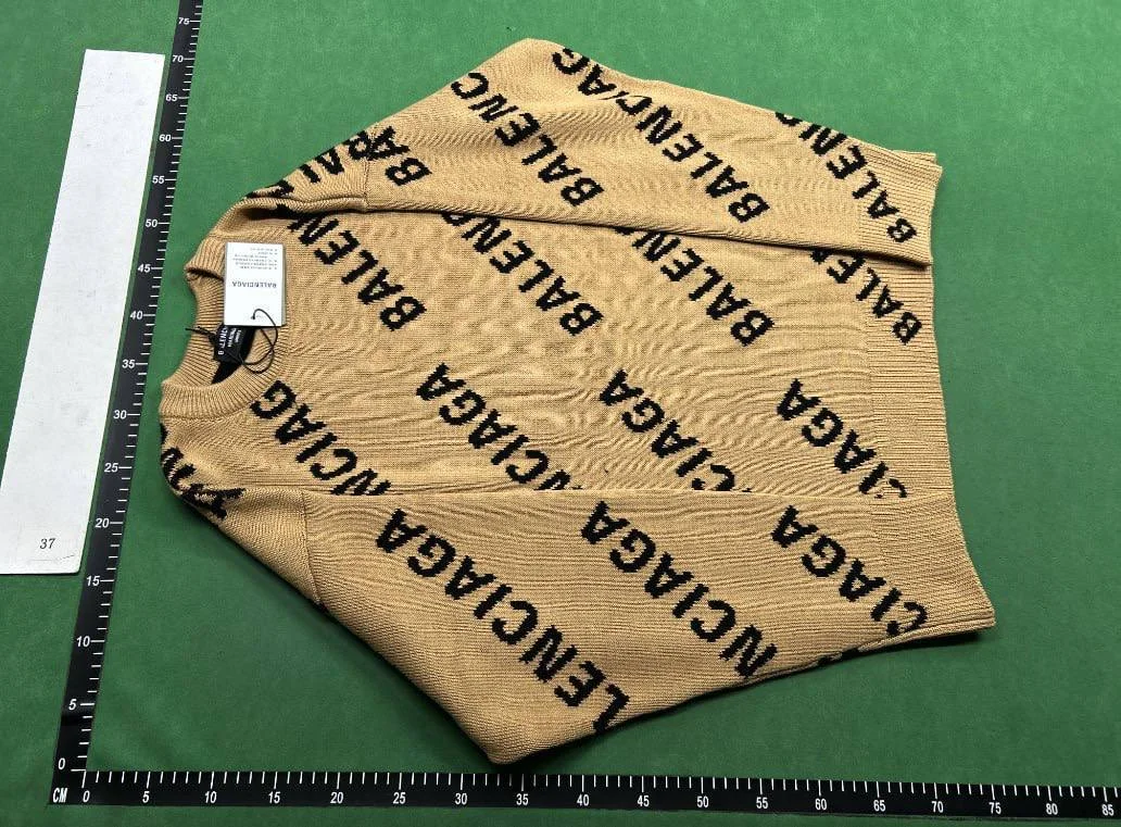 Unisex Loose-Fit Letter-Graphic Knitwear — CF 3