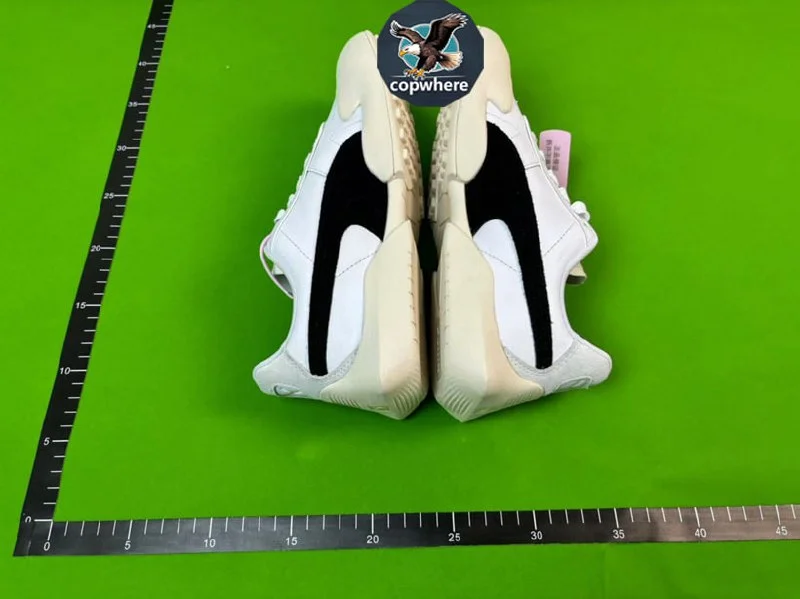 Sneakers — #6518 4