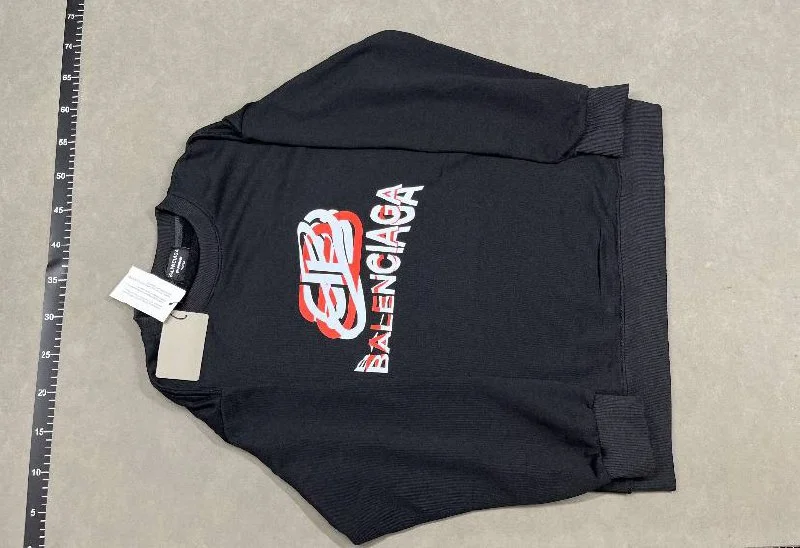 Sweatshirt — #6608 3