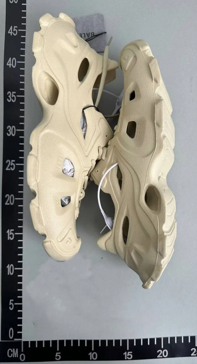 Shoes — Item 6613 4