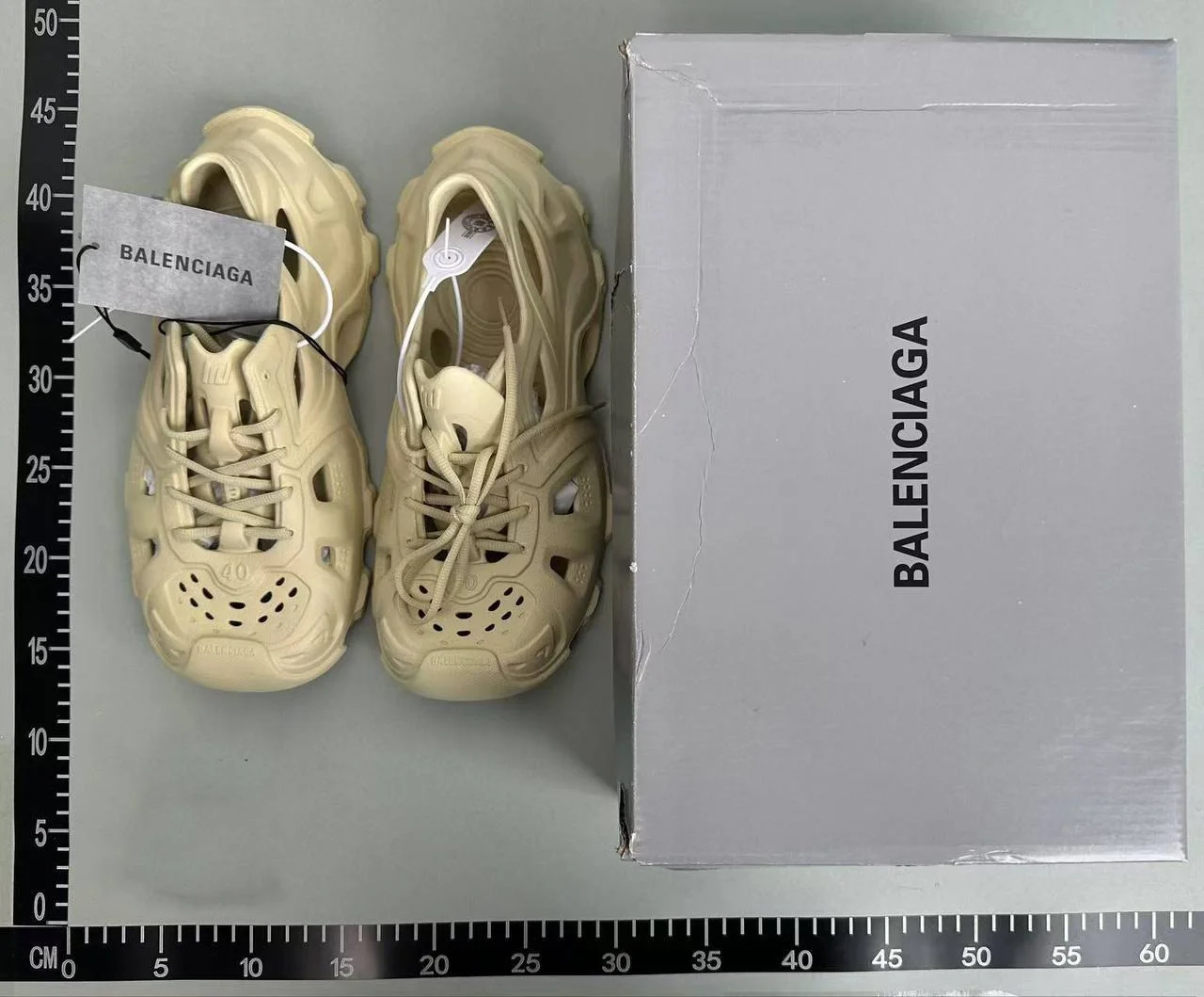 Shoes — Item 6613 5