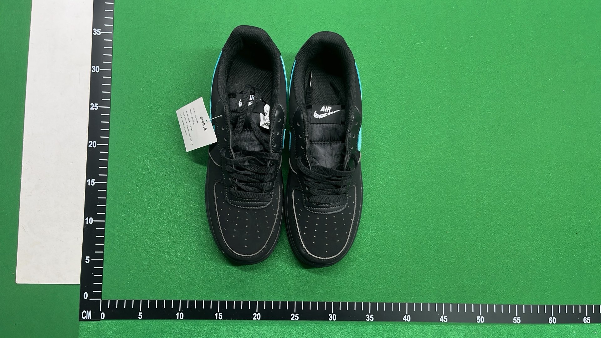T1 1 — Shoes 8