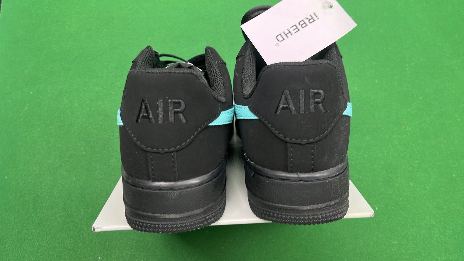 T1 1 — Shoes 11