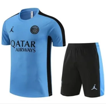 Paris Short-Sleeve Top training 4